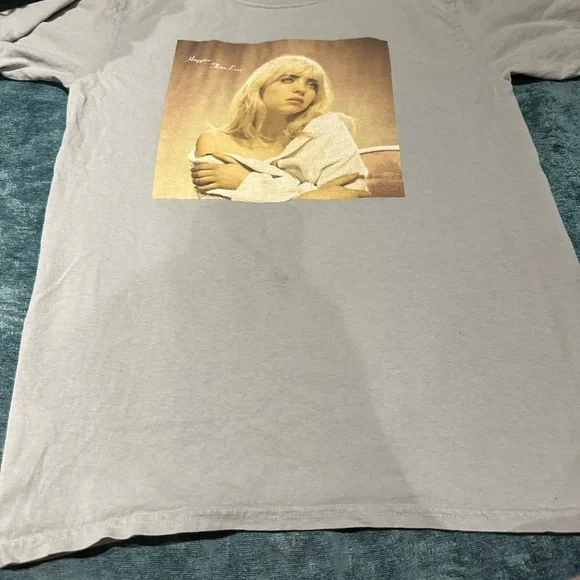 Concert gear 2025!!! Billie Eilish Graphic Tee - soft mint green - Picture 2 of 6